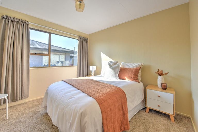 Photo of property in 37 Brydone Street, Edendale, 9825