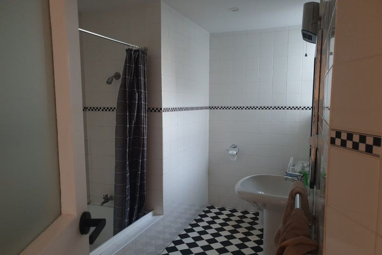 Photo of property in 237 The Esplanade, Petone, Lower Hutt, 5012