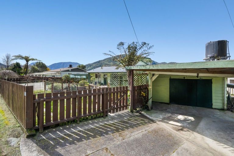 Photo of property in 28 Belvue Bay Road, Havelock, Picton, 7281