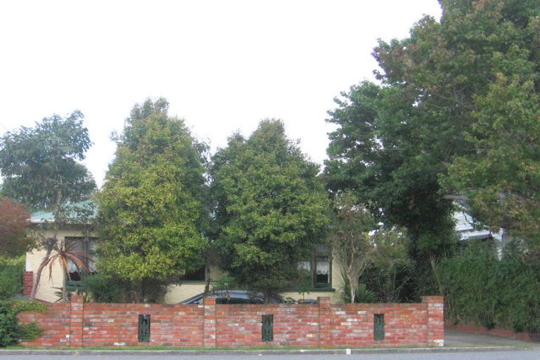 Photo of property in 18 Pharazyn Street, Melling, Lower Hutt, 5010