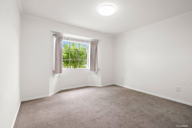 Photo of property in 11 Stanford Street, Albany, Auckland, 0632