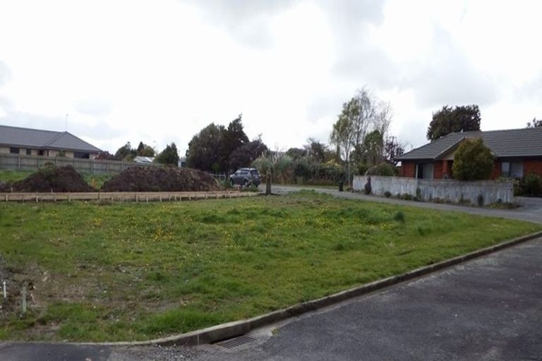 Photo of property in 8g Blennerville Close, Marton, 4710