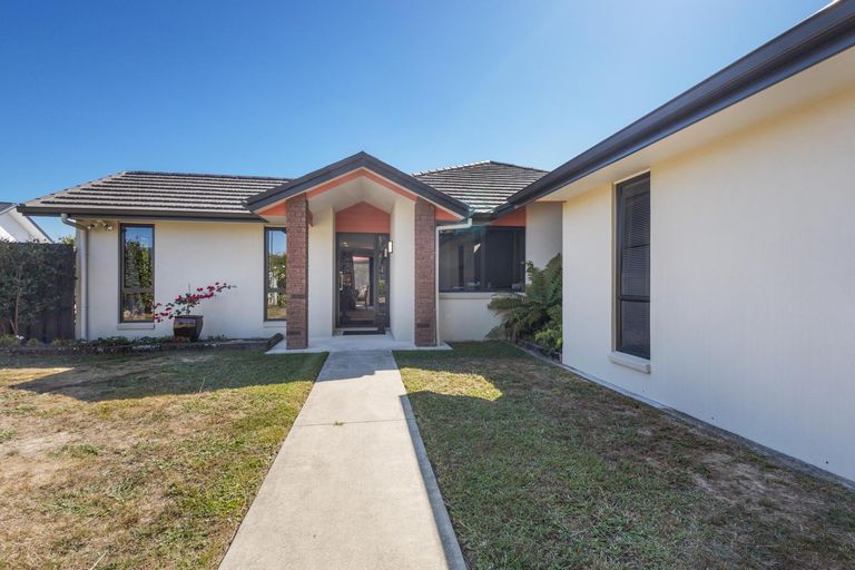 Photo of property in 12 Cotter Place, Cambridge, 3434