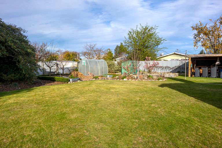 Photo of property in 12a Connolly Street, Boulcott, Lower Hutt, 5010