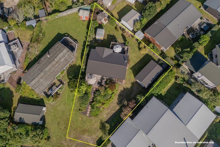 Photo of property in 17 Mccall Avenue, Pauanui, Hikuai, 3579