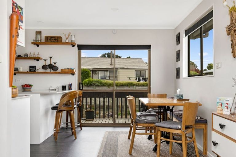 Photo of property in 4 Kempton Place, Richmond Heights, Taupo, 3330