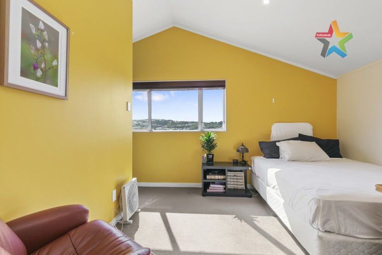 Photo of property in 43d Wye Street, Island Bay, Wellington, 6023
