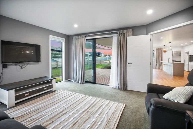 Photo of property in 5 Oak Ridge Drive, Te Awamutu, 3800