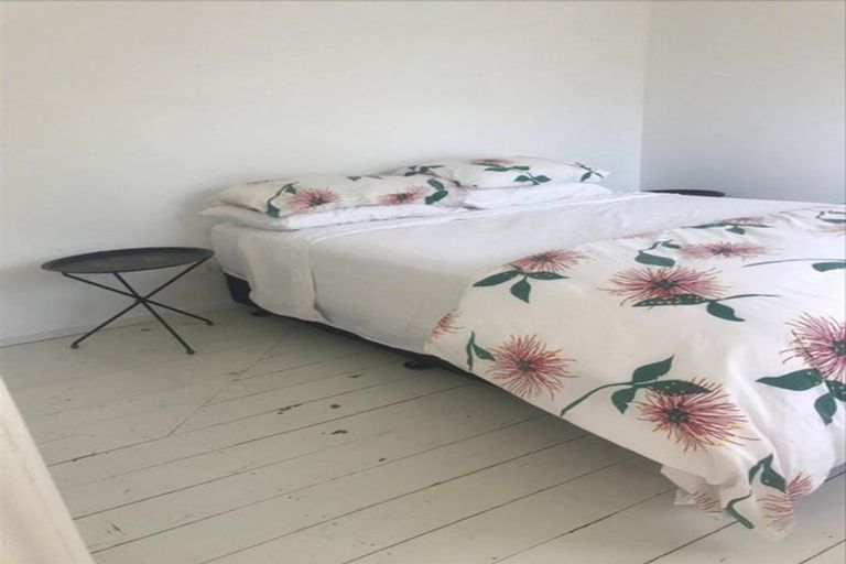 Photo of property in 265 One Tree Point Road, One Tree Point, 0118