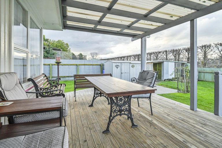 Photo of property in 82 Folkestone Drive, Flaxmere, Hastings, 4120