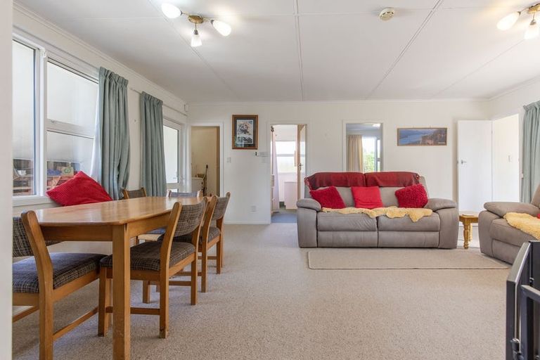 Photo of property in 69 Te Herekiekie Street, Turangi, 3334