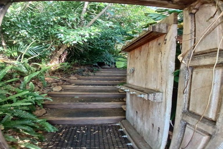 Photo of property in 102 Beach Road, Onerahi, Whangarei, 0110