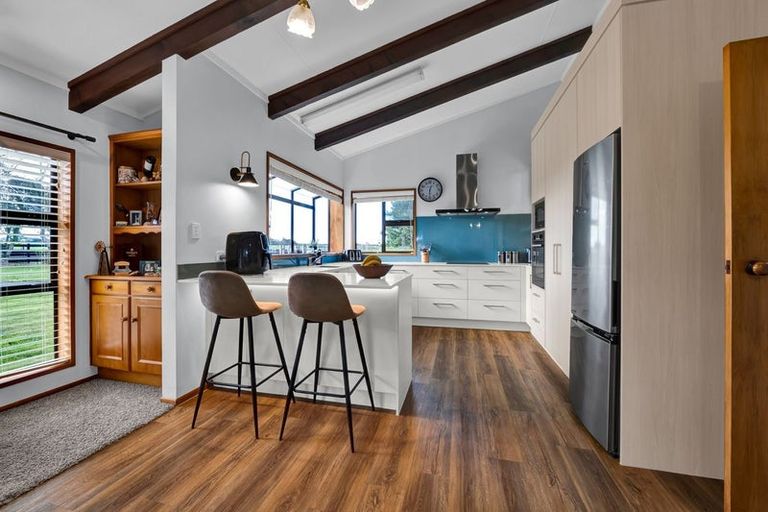 Photo of property in 2227 Skeet Road, Auroa, Hawera, 4678