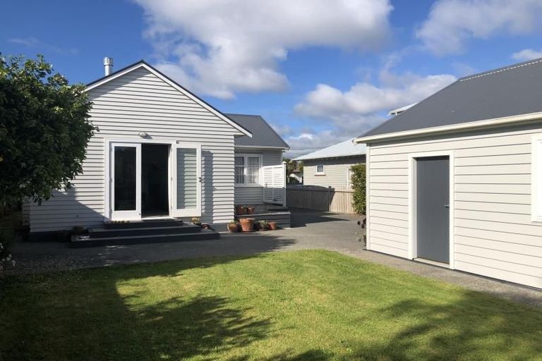 Photo of property in 16 Ropata Crescent, Boulcott, Lower Hutt, 5010