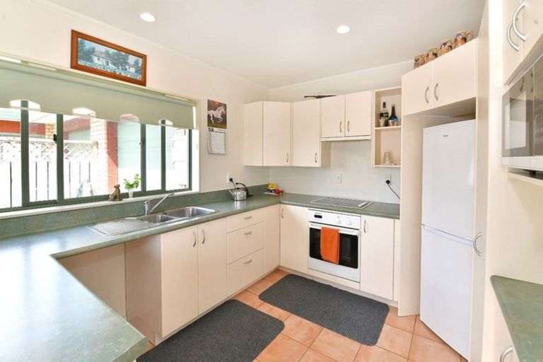 Photo of property in 1/214 Parkhurst Road, Parakai, 0830