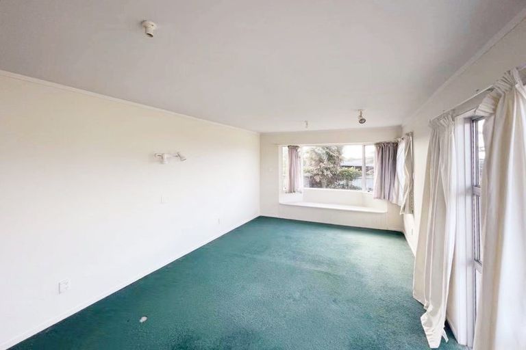 Photo of property in 108a Royal Road, Massey, Auckland, 0614