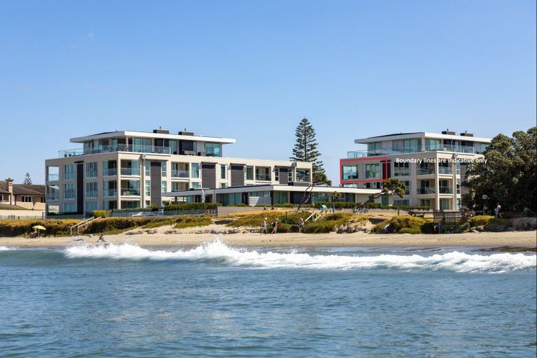 Photo of property in 12/383 Hibiscus Coast Highway, Orewa, 0931