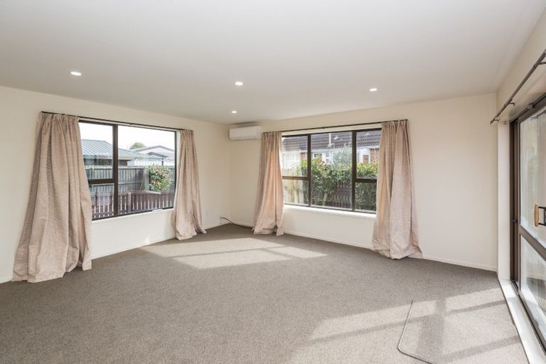 Photo of property in 1/127 Reynolds Avenue, Bishopdale, Christchurch, 8053