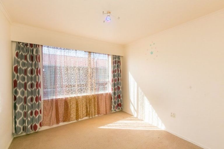 Photo of property in 323c Saint Aubyn Street, New Plymouth, 4310