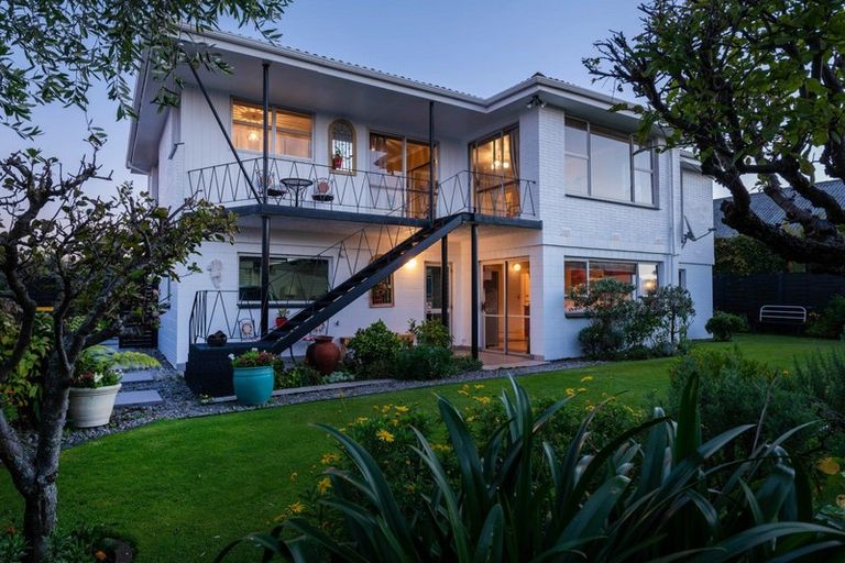 Photo of property in 3/17 Grey Street, Glenholme, Rotorua, 3010