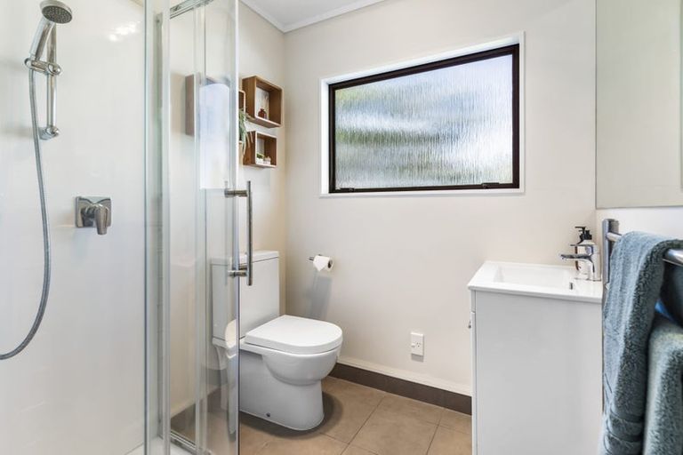 Photo of property in 63b Albatross Road, Red Beach, 0932