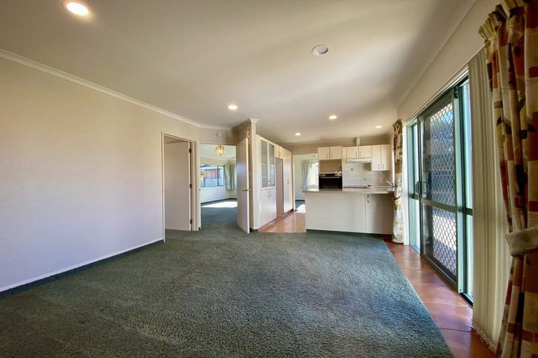 Photo of property in 9 Flemington Place, Taradale, Napier, 4112