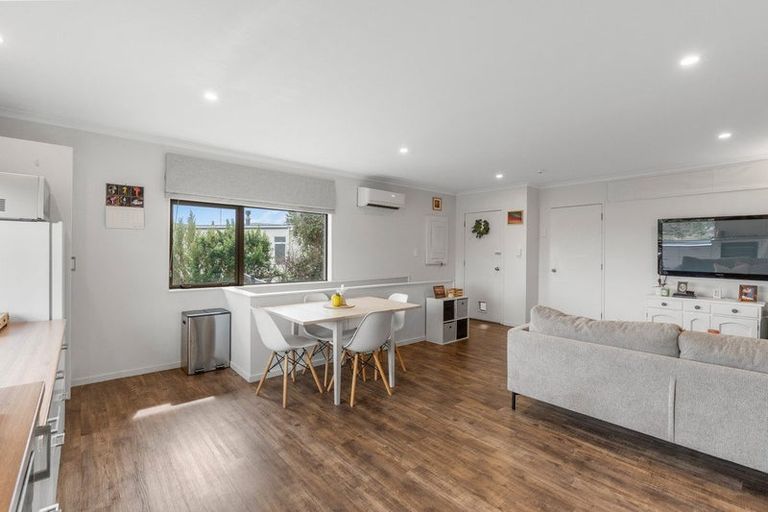 Photo of property in 40 Shandon Road, Vauxhall, Dunedin, 9013
