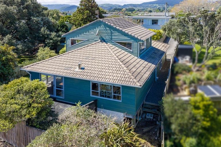 Photo of property in 131 Renown Road, Raumati South, Paraparaumu, 5032