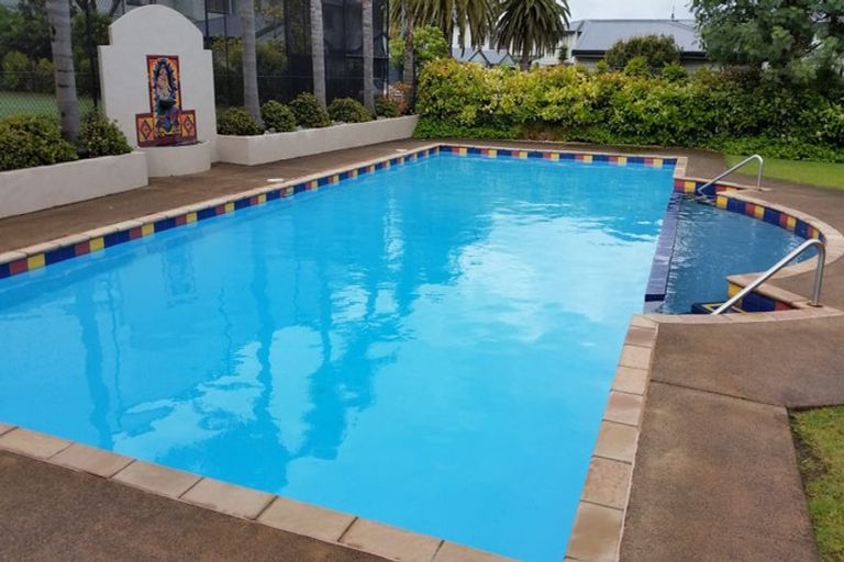 Photo of property in 76/2 Armoy Drive, East Tamaki, Auckland, 2016