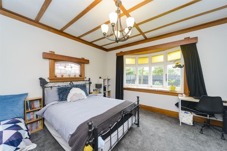 Photo of property in 27 Lyndhurst Street, Takaro, Palmerston North, 4412