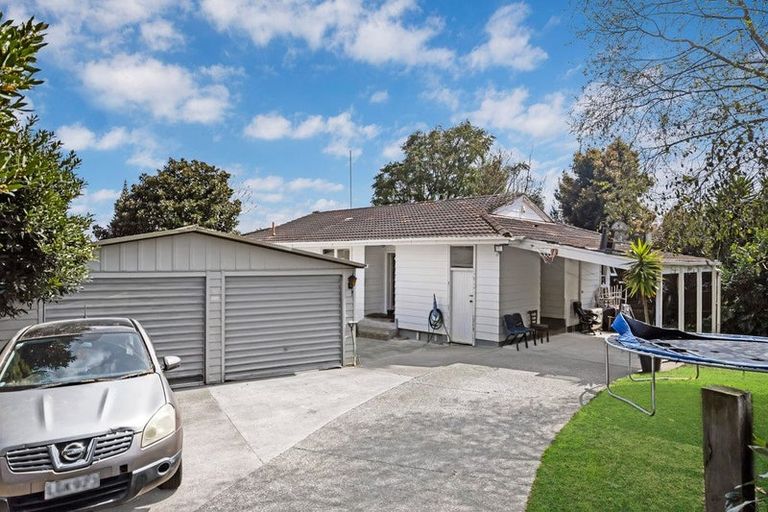 Photo of property in 5 Dulcie Place, Red Hill, Papakura, 2110