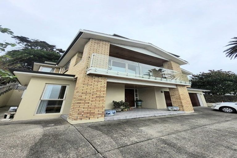 Photo of property in 15 Domain Lane, Mangere Bridge, Auckland, 2022
