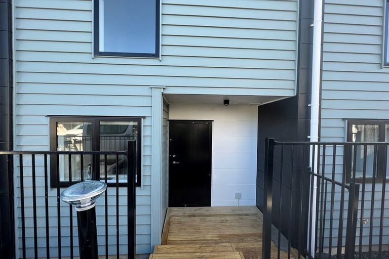 Photo of property in 6/110 Kervil Avenue, Te Atatu Peninsula, Auckland, 0610