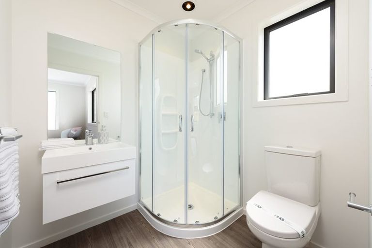 Photo of property in 2 Okataina Street, Pyes Pa, Tauranga, 3112