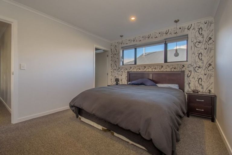 Photo of property in 18 Magnetic Place, Cromwell, 9310