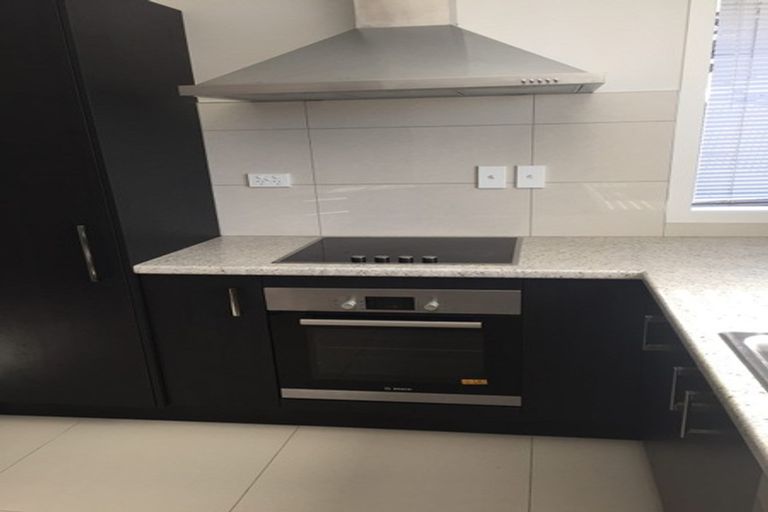 Photo of property in 10d Campbell Street, Hawera, 4610