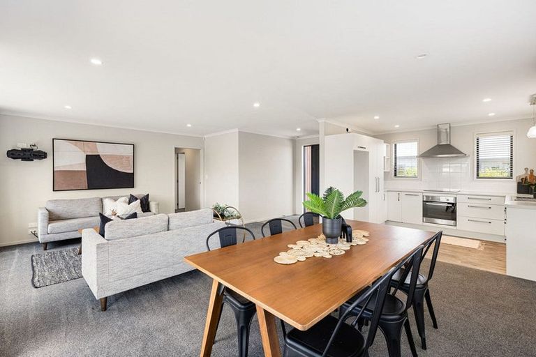 Photo of property in 40 Jarrett Terrace, Leamington, Cambridge, 3432