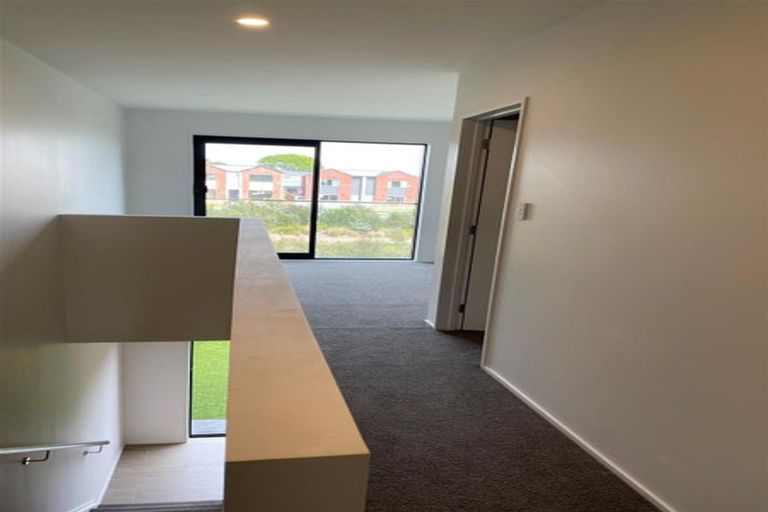 Photo of property in 41 Tukauri Place, Papakura, 2110