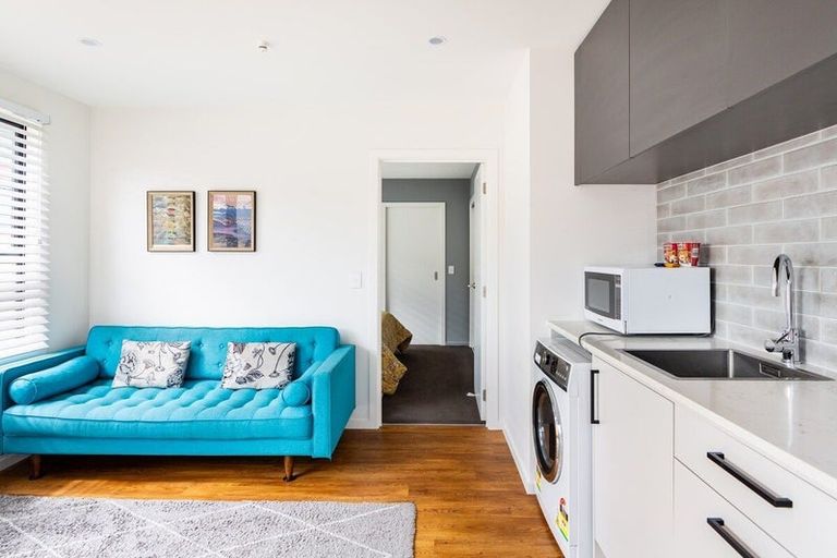 Photo of property in 9 Collie Road, Jacks Point, 9371