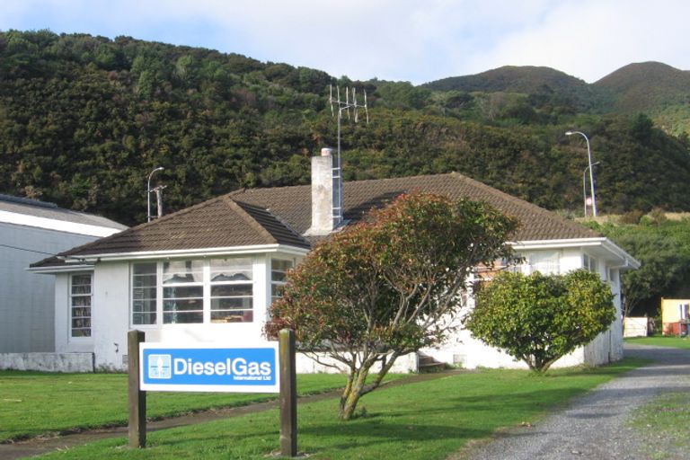 Photo of property in 5 Rishworth Street, Waiwhetu, Lower Hutt, 5010