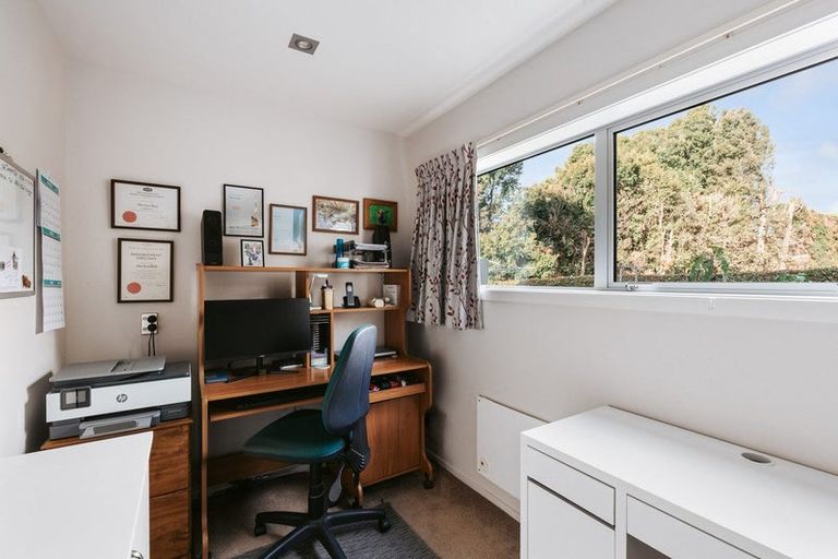 Photo of property in 16 Kayelene Place, Omokoroa, 3114