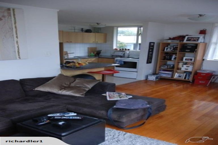 Photo of property in 4/2 Prebble Place, Mission Bay, Auckland, 1071