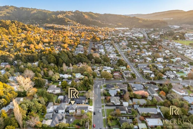 Photo of property in 70b Heretaunga Square, Silverstream, Upper Hutt, 5019