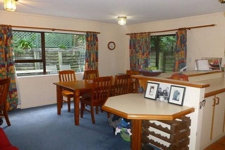Photo of property in 14 Shackle Lane, Whitby, Porirua, 5024