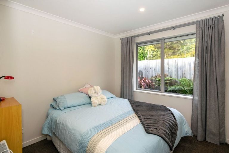 Photo of property in 112 Milton Terrace, Picton, 7220