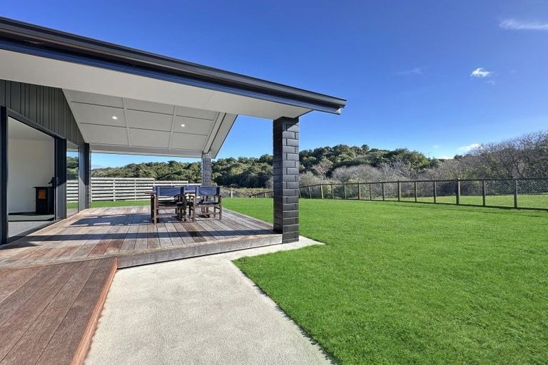 Photo of property in 46 Montgomery Crescent, Kinloch, Taupo, 3377