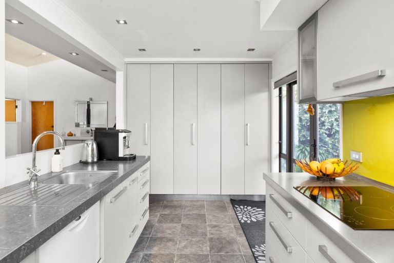 Photo of property in 4 Pukeko Place, Westshore, Napier, 4110