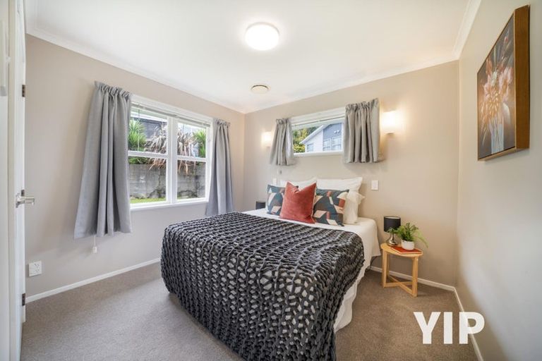 Photo of property in 54 Batchelor Street, Newlands, Wellington, 6037