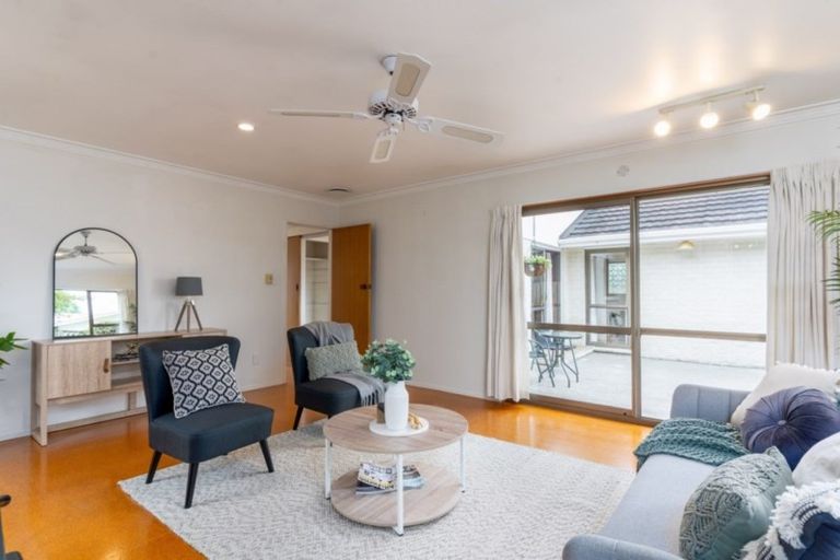 Photo of property in 144 West Street, Greytown, 5712