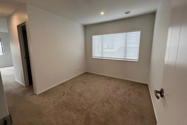 Photo of property in 6 Remuremu Street, Long Bay, Auckland, 0630